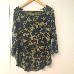 🌼 3/$20 Maurices 3/4 Sleeve Olive and Black Top